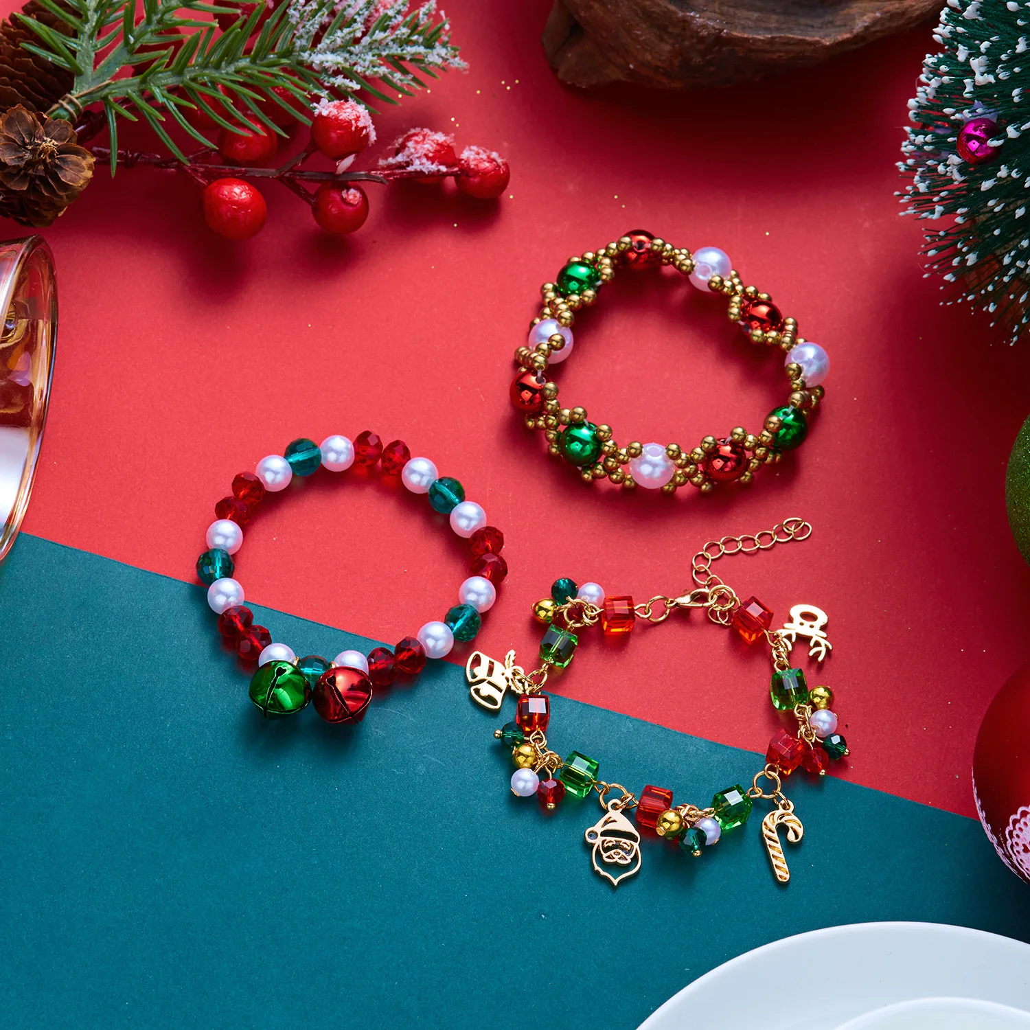 3pcs/set Red Green Crystal Beaded Bracelet for Women Christmas Tree Santa Claus Snowflake Pendant Bracelet New Year Jewelry Gift