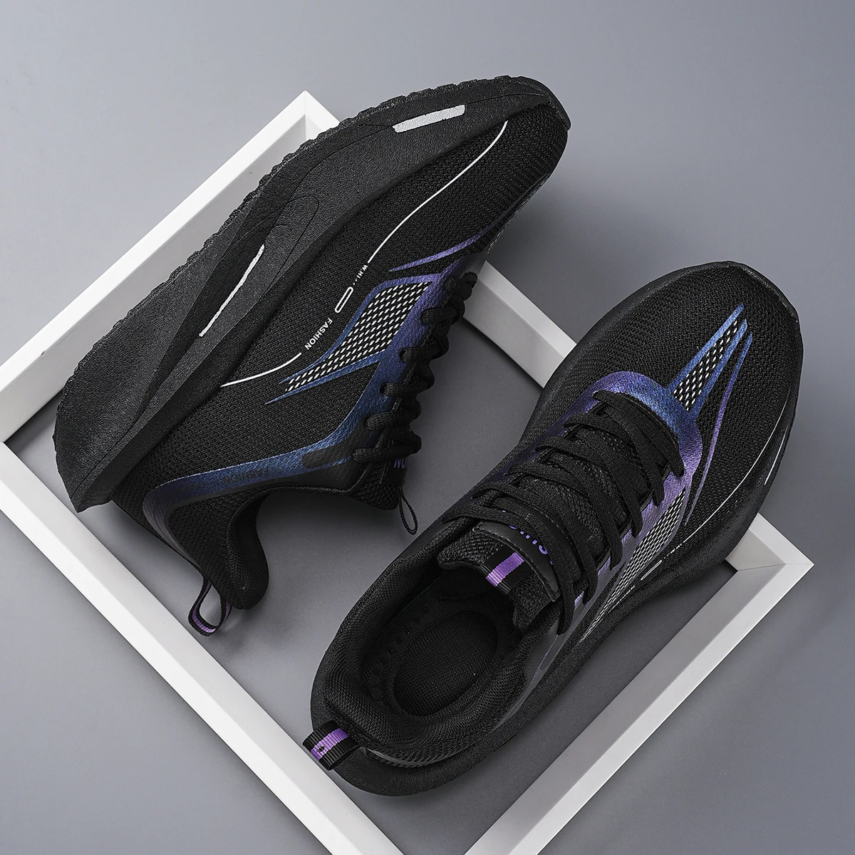 Men's Road Running Shoes, Training Shoes, Professional Running Shoes with Carbon Plate Technology, Lightweight Cushioning Sneakers, Suitable for Gym Training, Stylish and Versatile, Sporty Design