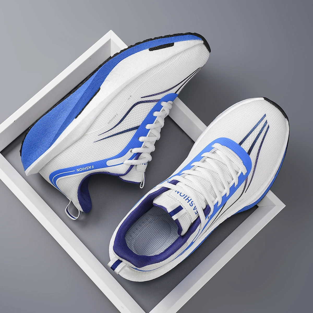 Men's Road Running Shoes, Training Shoes, Professional Running Shoes with Carbon Plate Technology, Lightweight Cushioning Sneakers, Suitable for Gym Training, Stylish and Versatile, Sporty Design