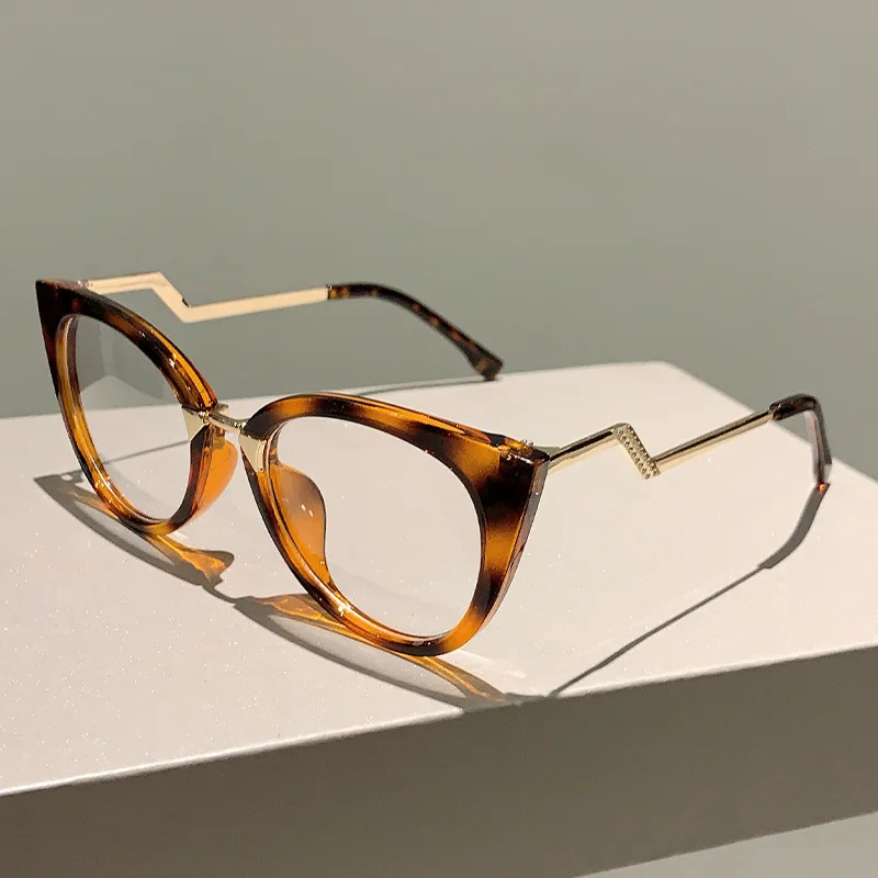 Stylish Vintage Round Women Eyeglasses Vintage Anti Blue Light Cat Eye Spectacle Eye Glasses Frame Trend Optical Eyewear