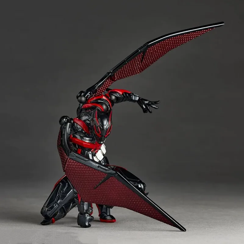 Hot New Kaiyodo Revoltech Yamaguchi Batman Beyond The Future Anime Action Figure Figurine Ko with A Bonus Item Model Statue Toy