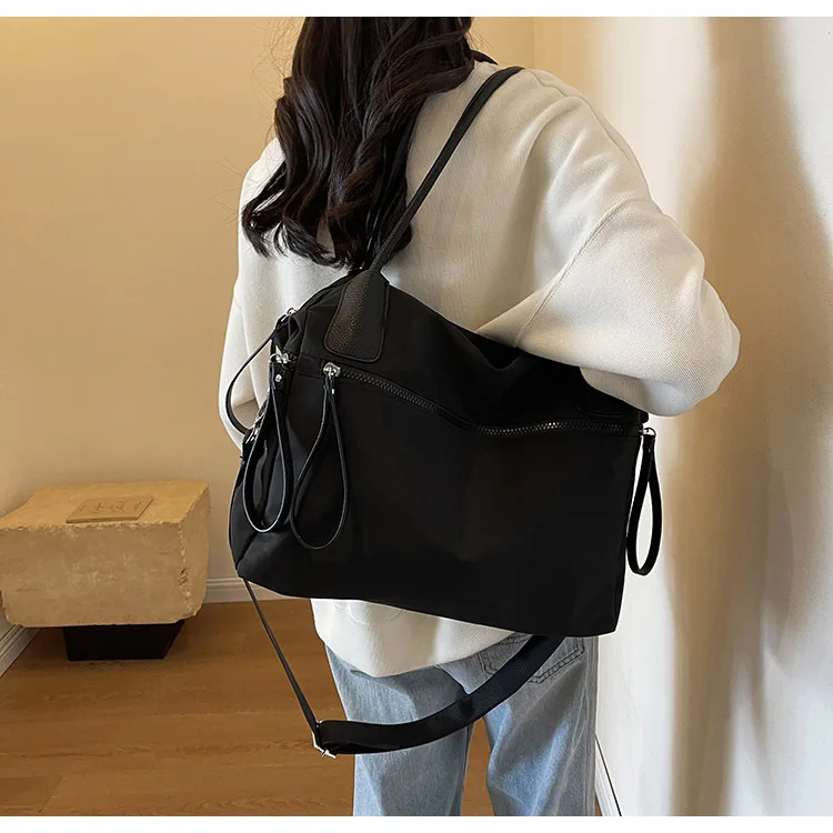 Vintage Nylon Women Shoulder Bag Large Capacity Waterproof Shoulder Bag Daily Commuting Handbag Travel Totes Bags Female Purses