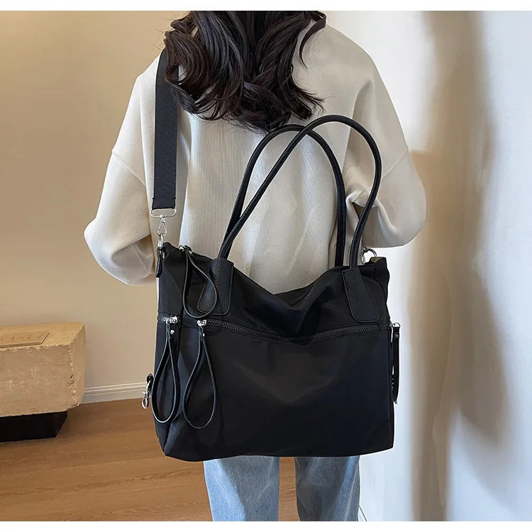 Vintage Nylon Women Shoulder Bag Large Capacity Waterproof Shoulder Bag Daily Commuting Handbag Travel Totes Bags Female Purses