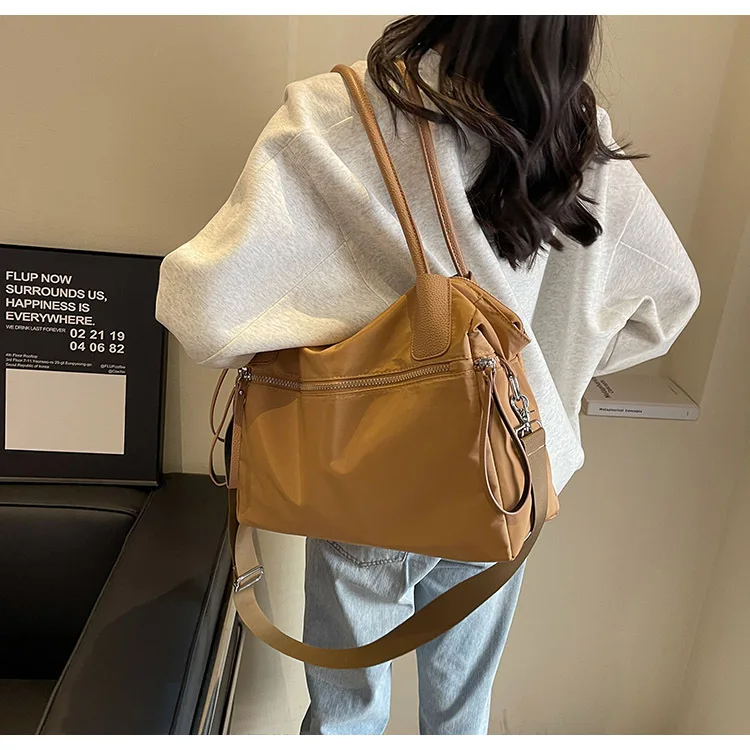 Vintage Nylon Women Shoulder Bag Large Capacity Waterproof Shoulder Bag Daily Commuting Handbag Travel Totes Bags Female Purses