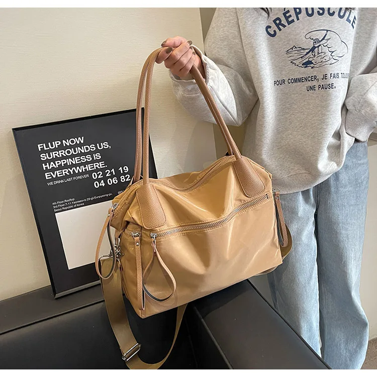 Vintage Nylon Women Shoulder Bag Large Capacity Waterproof Shoulder Bag Daily Commuting Handbag Travel Totes Bags Female Purses