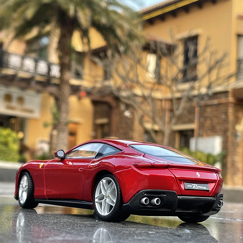 Bburago 1/24 Ferraris ROMA Alloy Racing Car Model Diecast Metal Toy Super Sports Car Model Simulation Collection Childrens Gift