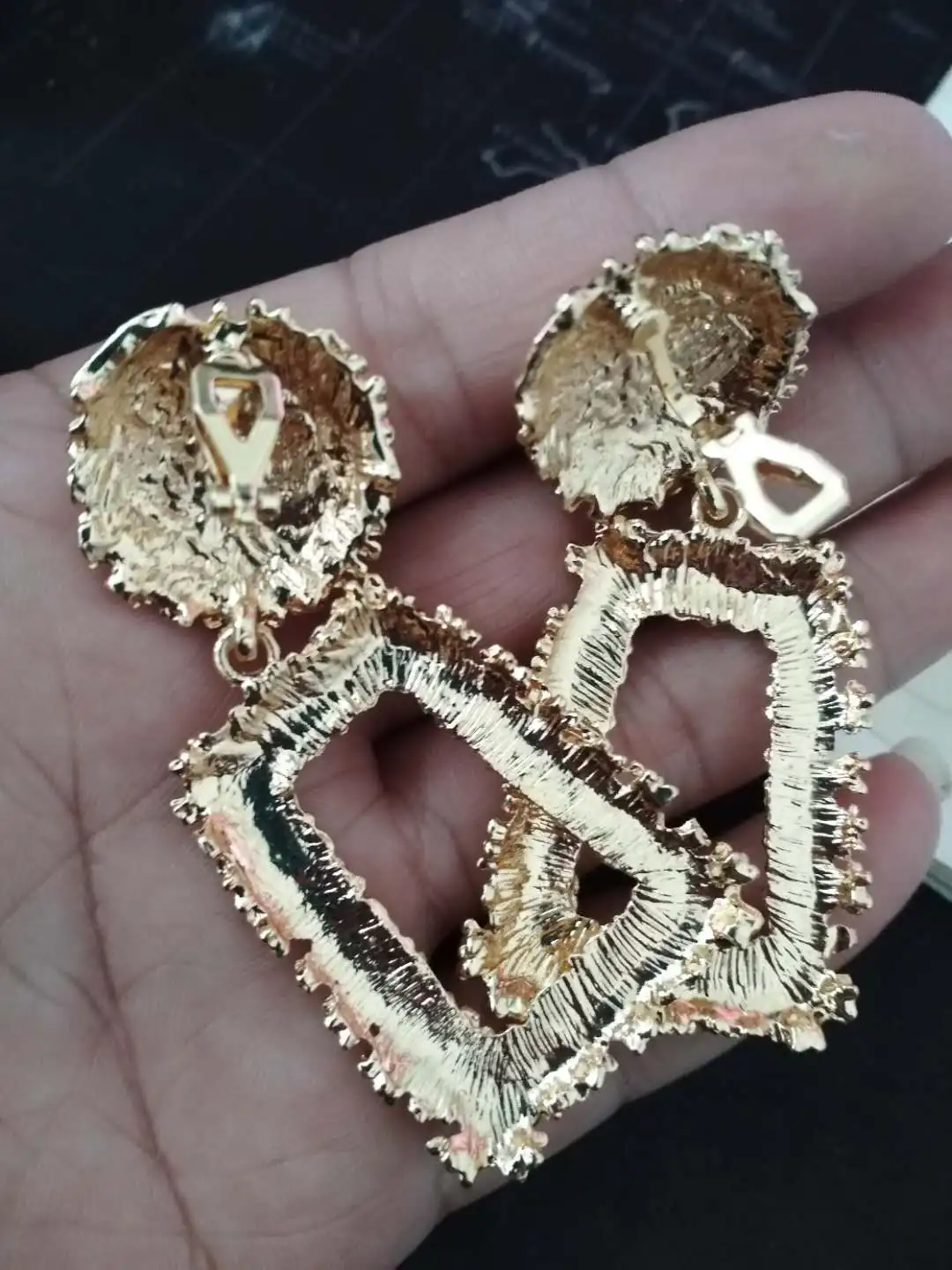 Exquisite Vintage Clips Earrings for Women Gold Silver Color Geometric Statement Clip on Earrings No Pierced Charm Earrings