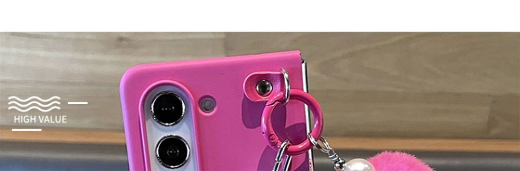 Luxury Korean Giraffe Pendant Case with Hairball Plush Ball Pearl Chain for Galaxy Z Fold 5 Z Fold8 Ultra Fold7 Zfold6 Cover