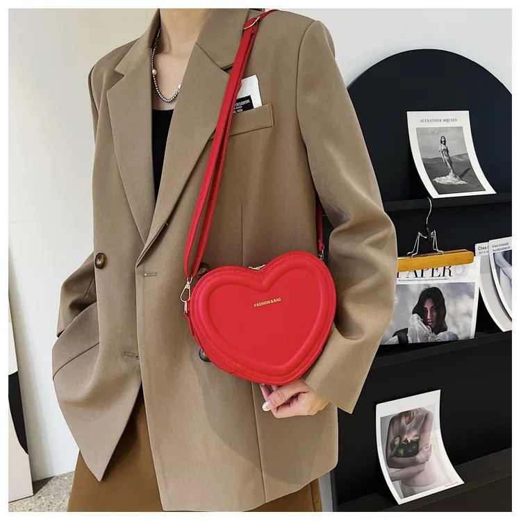 Hot Sale Heart Shape Crossbody Bags For Women Solid Pu Leather Shoulder Bags Fashion Handbags