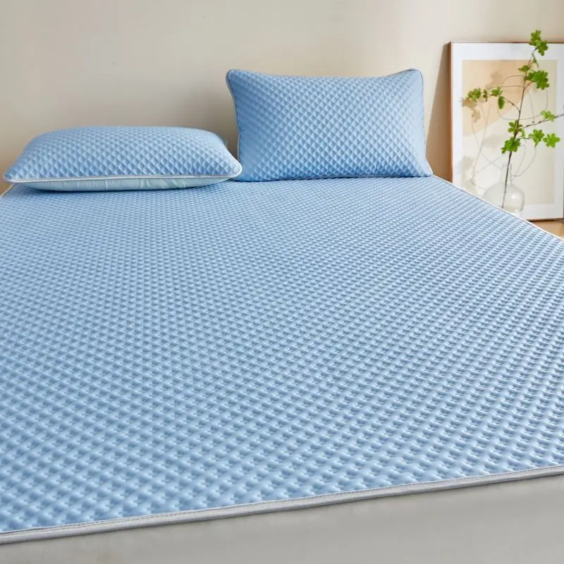 Breathable Cooling Mattress Mat Silky Fiber Fabric Bed Mat Summer Solid Color Cooling Pad Skin-friendly Sleeping Mat Washable