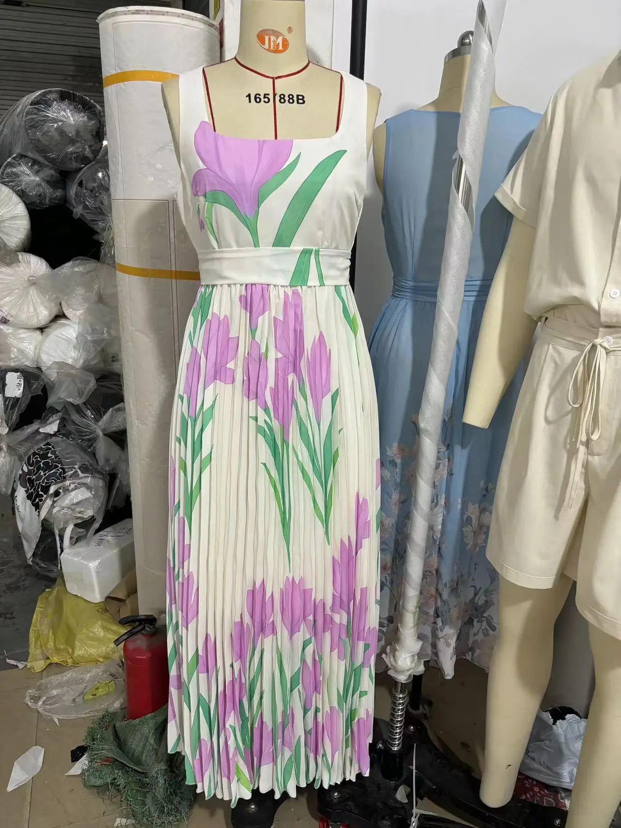 2026 Spring Summer Women's Fashion Strap Digital Print Pleated Floral Long Dress Sleeveless Square Neck High Waist Spring Summer