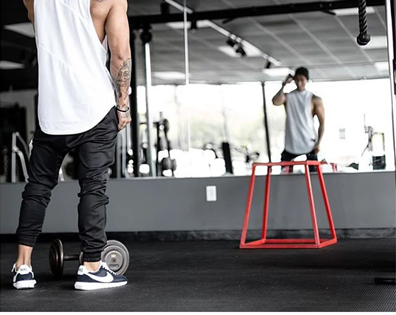 Men's Gym Tank Top Bodybuilding Singlet Fitness Sleeveless Vest Muscle Shirt Casual Cotton Top Workout Sports Vest Men Clothing