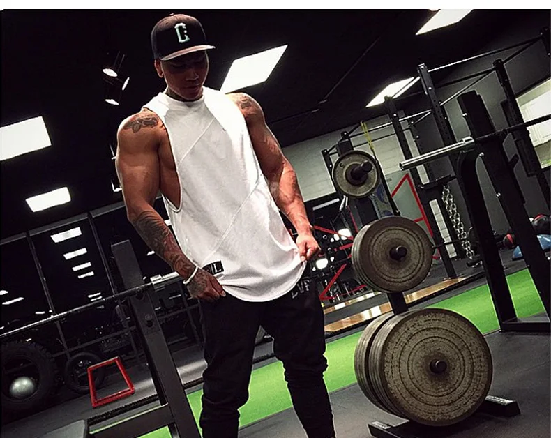Men's Gym Tank Top Bodybuilding Singlet Fitness Sleeveless Vest Muscle Shirt Casual Cotton Top Workout Sports Vest Men Clothing