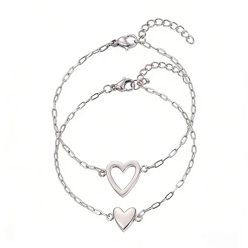 14k Stainless Steel Hollow Heart Bracelet for Women, Adjustable, Giving Heart-Shaped Jewelry Gifts to Girlfriends and Couples