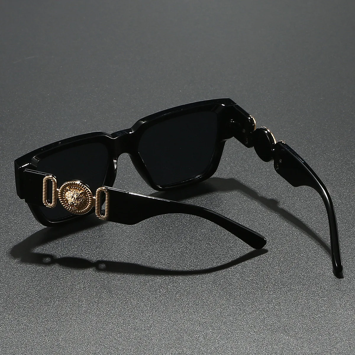 2025 Newest Luxury Sunglasses For Men And Women Square Lion Brand Designer Unisex Glasses Classic Style UV400