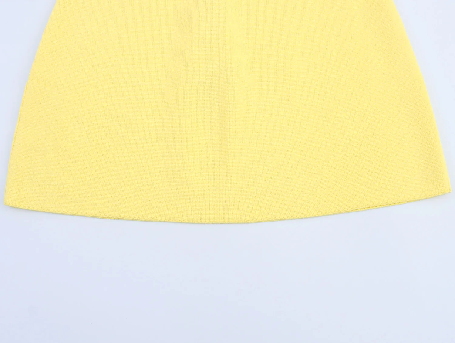 2025 Spring And Summer New Women's Short Sleeved Simple Fashion Style Knitted Cardigan Coat