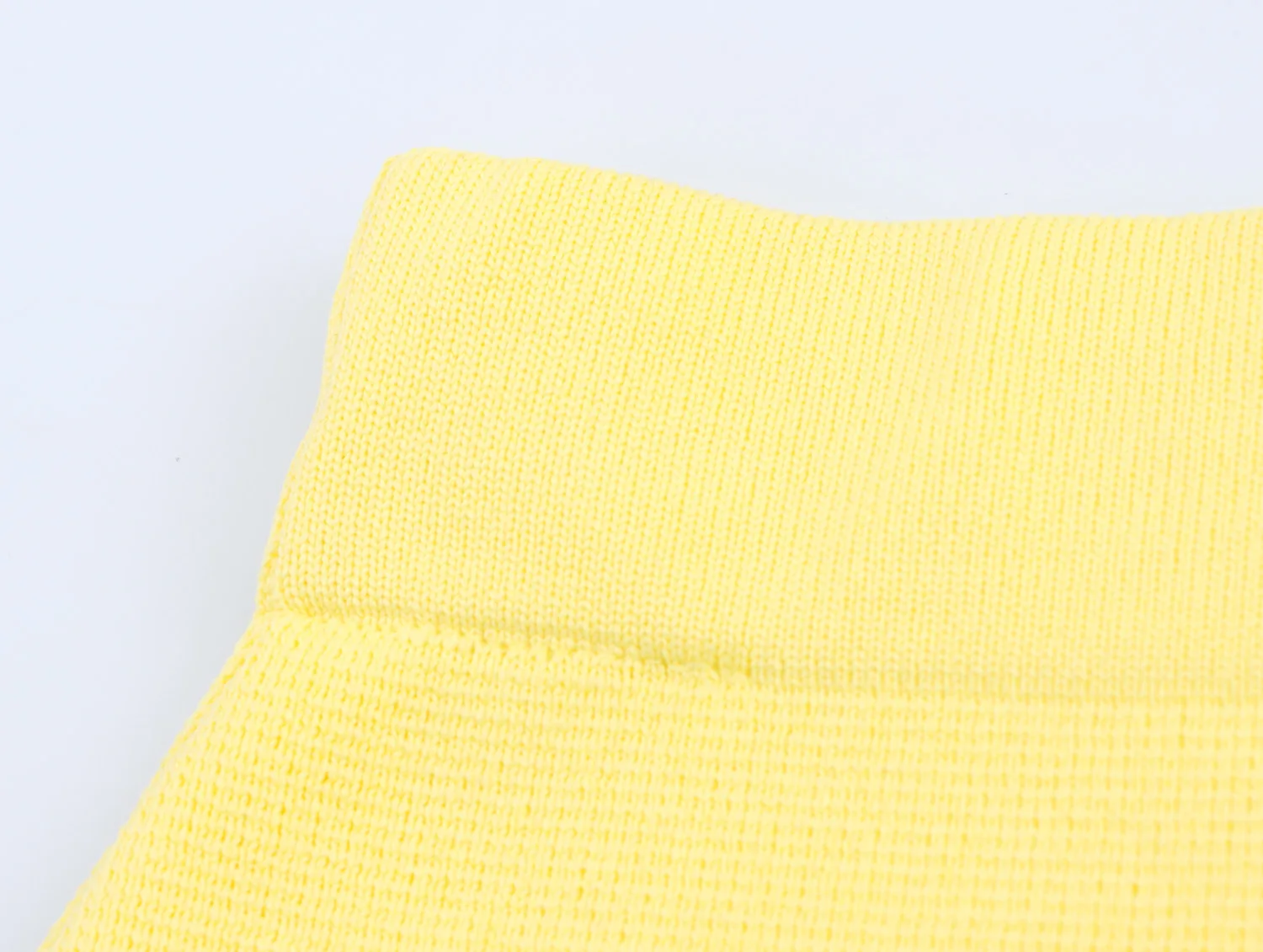 2025 Spring And Summer New Women's Short Sleeved Simple Fashion Style Knitted Cardigan Coat