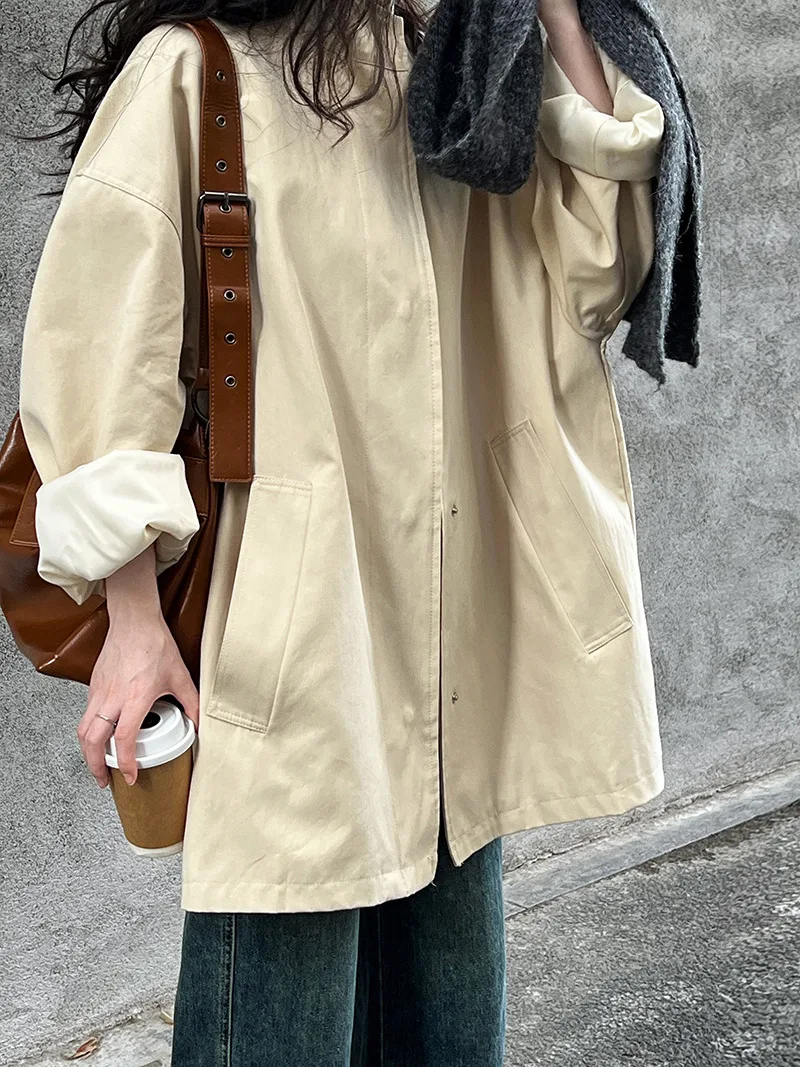 LANMREM Temperament Short Trench For Women Lapel Single Breasted Solid Color Pockets Design Coat 2026 Spring Autumn New 2Z2225