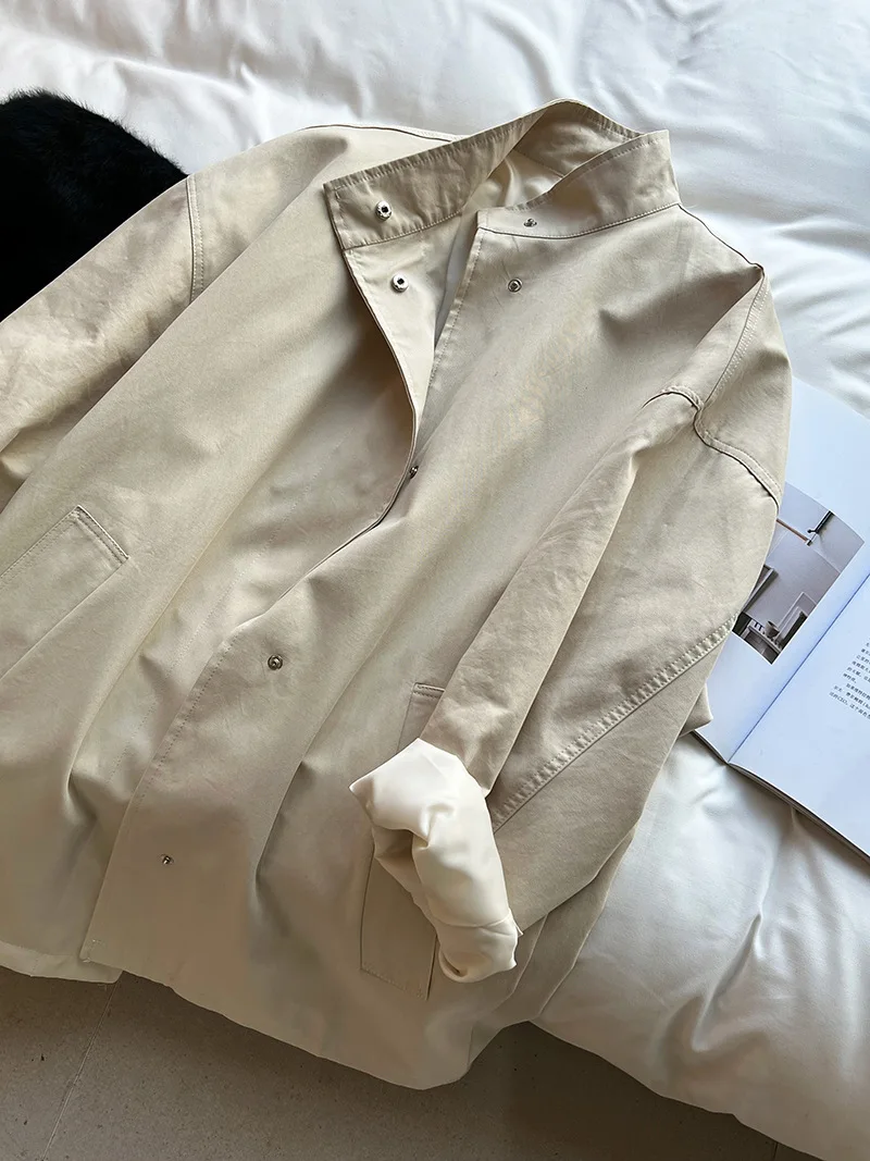 LANMREM Temperament Short Trench For Women Lapel Single Breasted Solid Color Pockets Design Coat 2026 Spring Autumn New 2Z2225