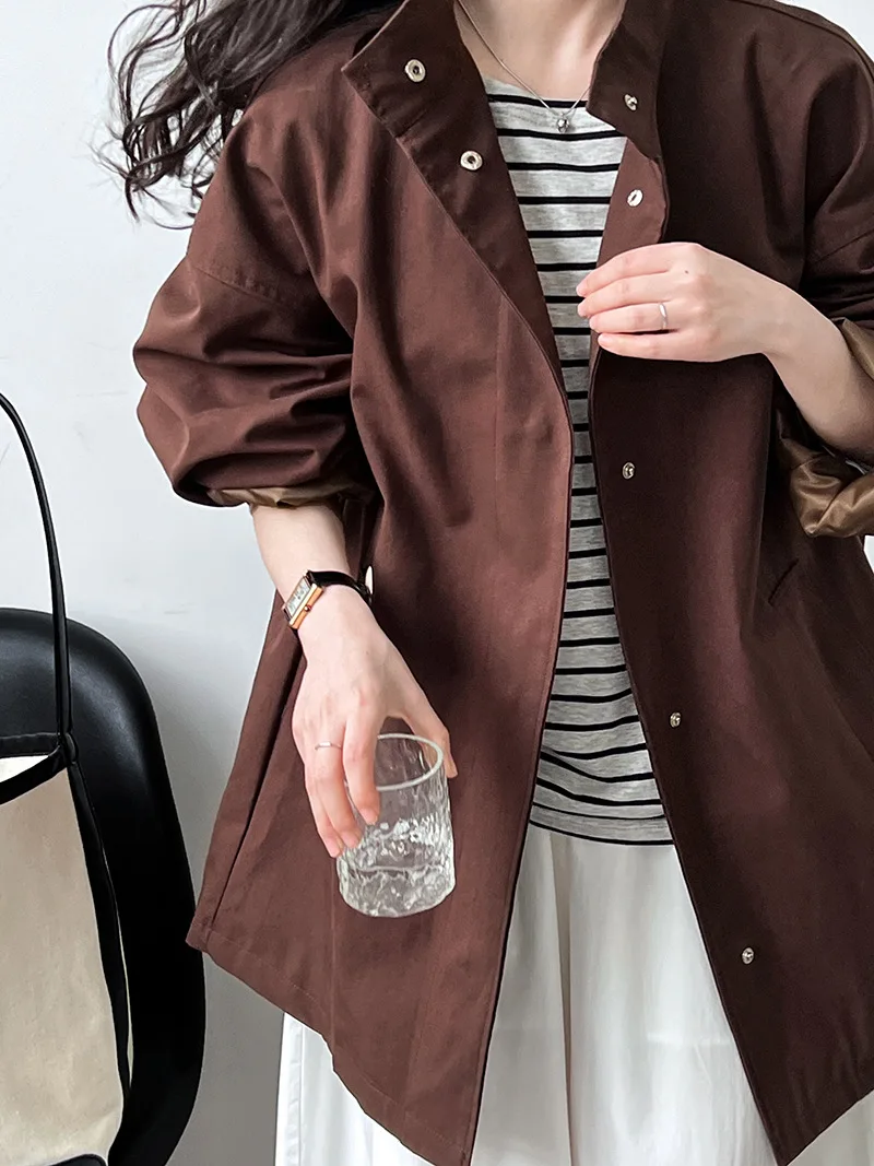 LANMREM Temperament Short Trench For Women Lapel Single Breasted Solid Color Pockets Design Coat 2026 Spring Autumn New 2Z2225
