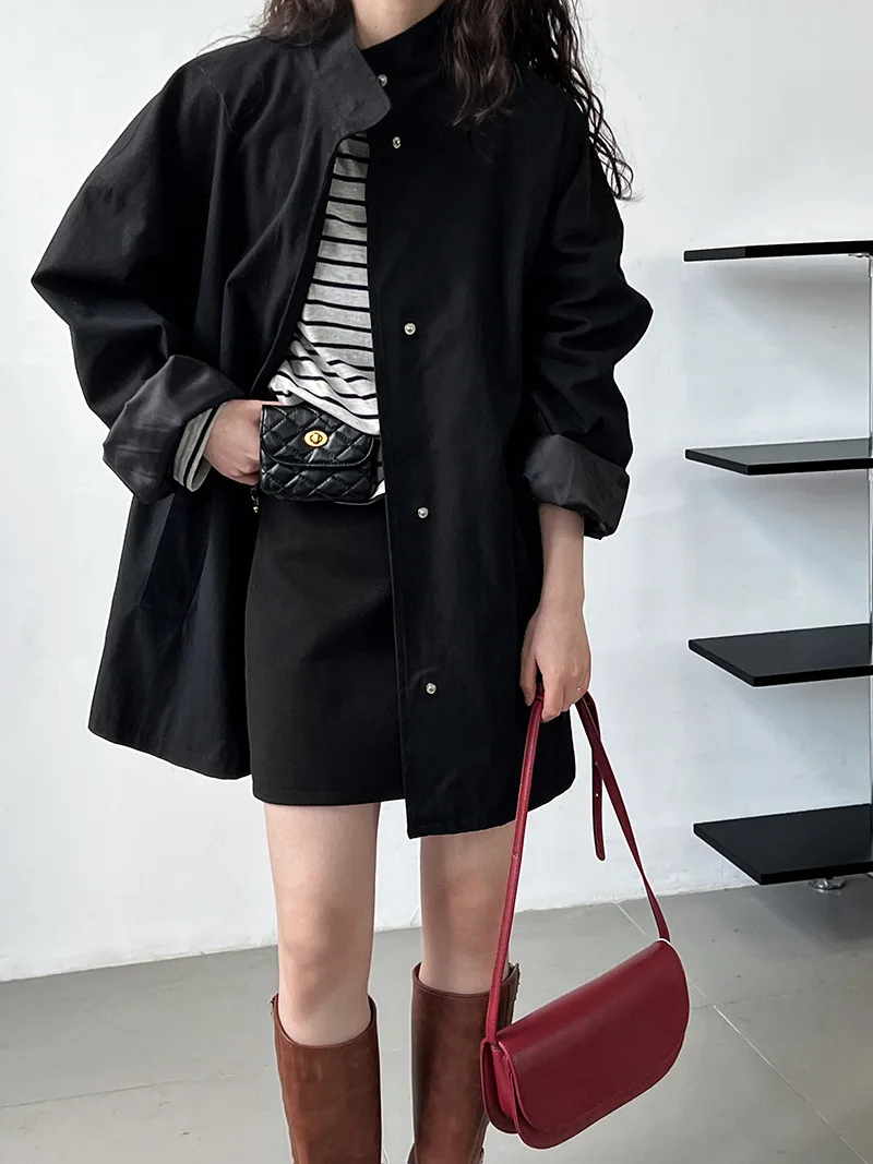 LANMREM Temperament Short Trench For Women Lapel Single Breasted Solid Color Pockets Design Coat 2026 Spring Autumn New 2Z2225
