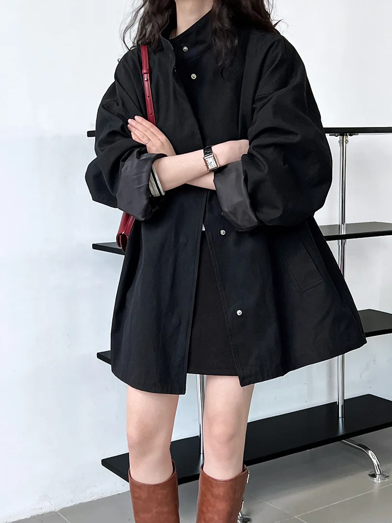 LANMREM Temperament Short Trench For Women Lapel Single Breasted Solid Color Pockets Design Coat 2026 Spring Autumn New 2Z2225