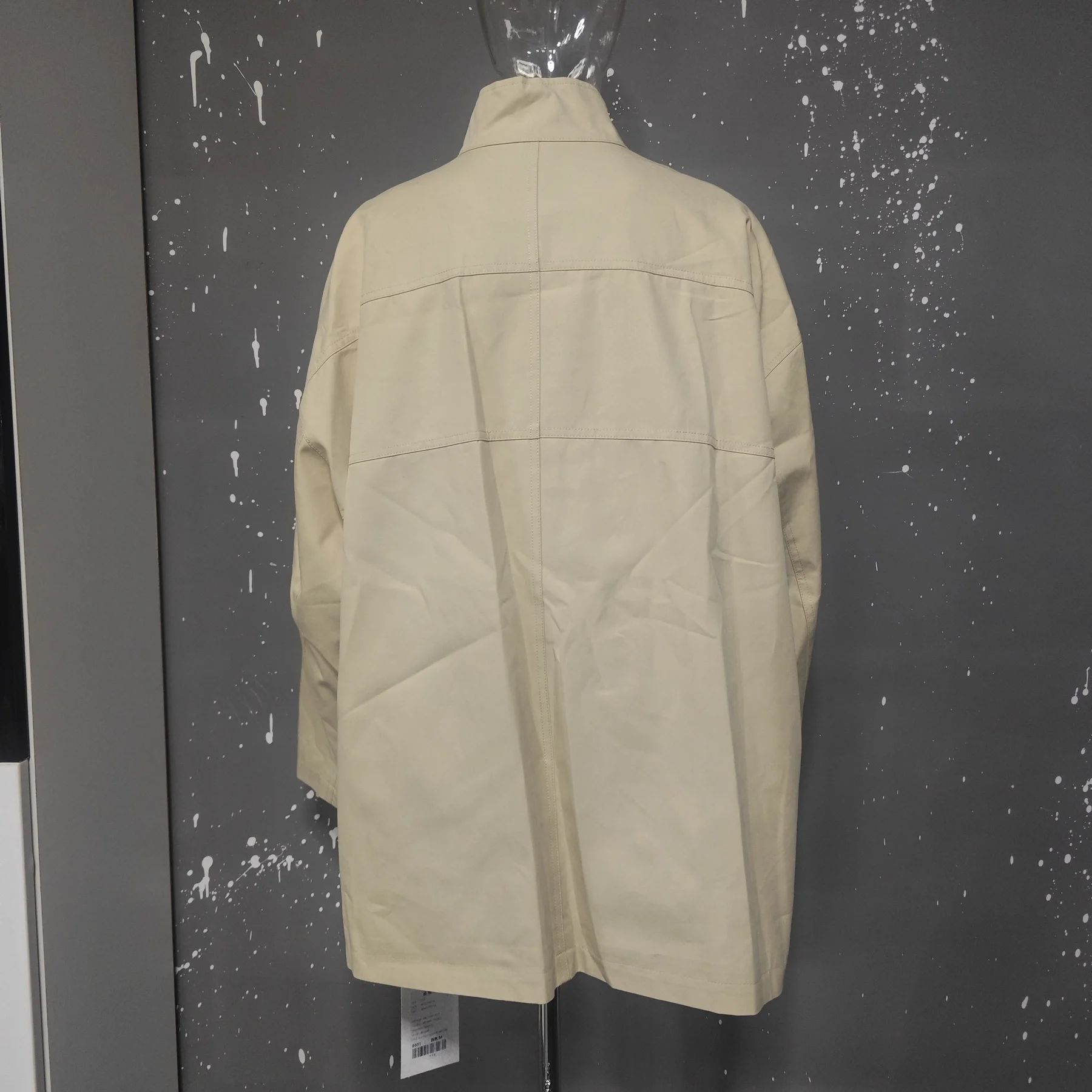 LANMREM Temperament Short Trench For Women Lapel Single Breasted Solid Color Pockets Design Coat 2026 Spring Autumn New 2Z2225
