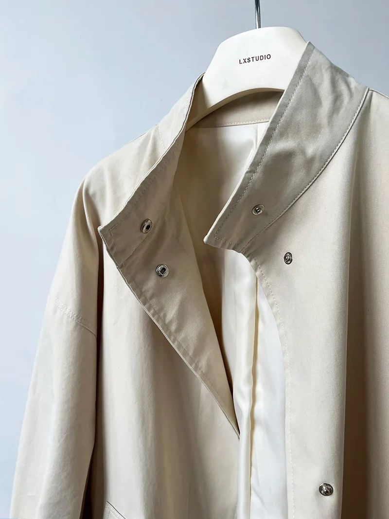 LANMREM Temperament Short Trench For Women Lapel Single Breasted Solid Color Pockets Design Coat 2026 Spring Autumn New 2Z2225