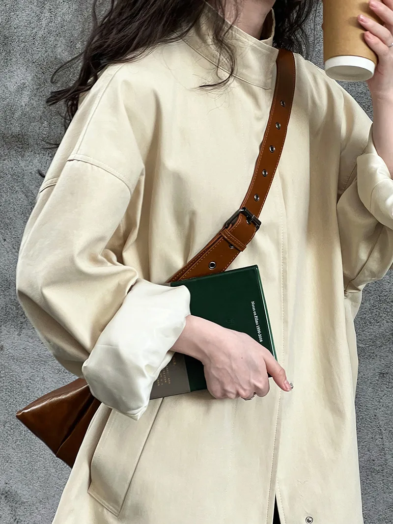 LANMREM Temperament Short Trench For Women Lapel Single Breasted Solid Color Pockets Design Coat 2026 Spring Autumn New 2Z2225