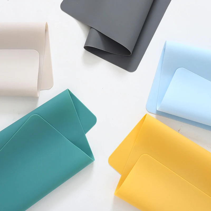 15.75"x11.81" Extra Large Waterproof Placemat Food Grade Silicone Heat Insulation Non-slip Washable Table Mat For Kitchen Dinner