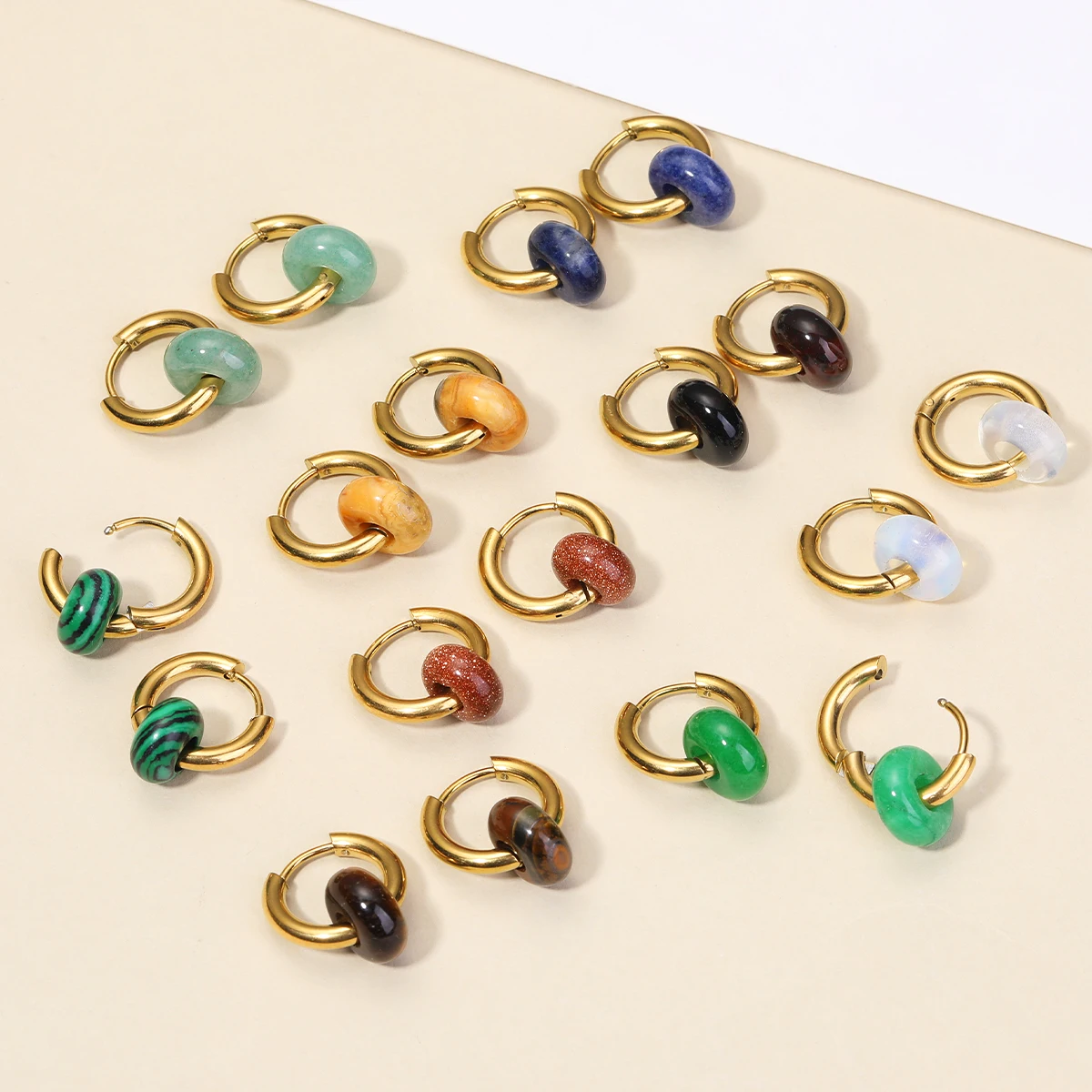 Classic Fashion Natural Stone Round Bead Hoop Earrings Woman Turquoises 3.0mm Thick Stainless Steel Ear Buckle Earrings Jewelry