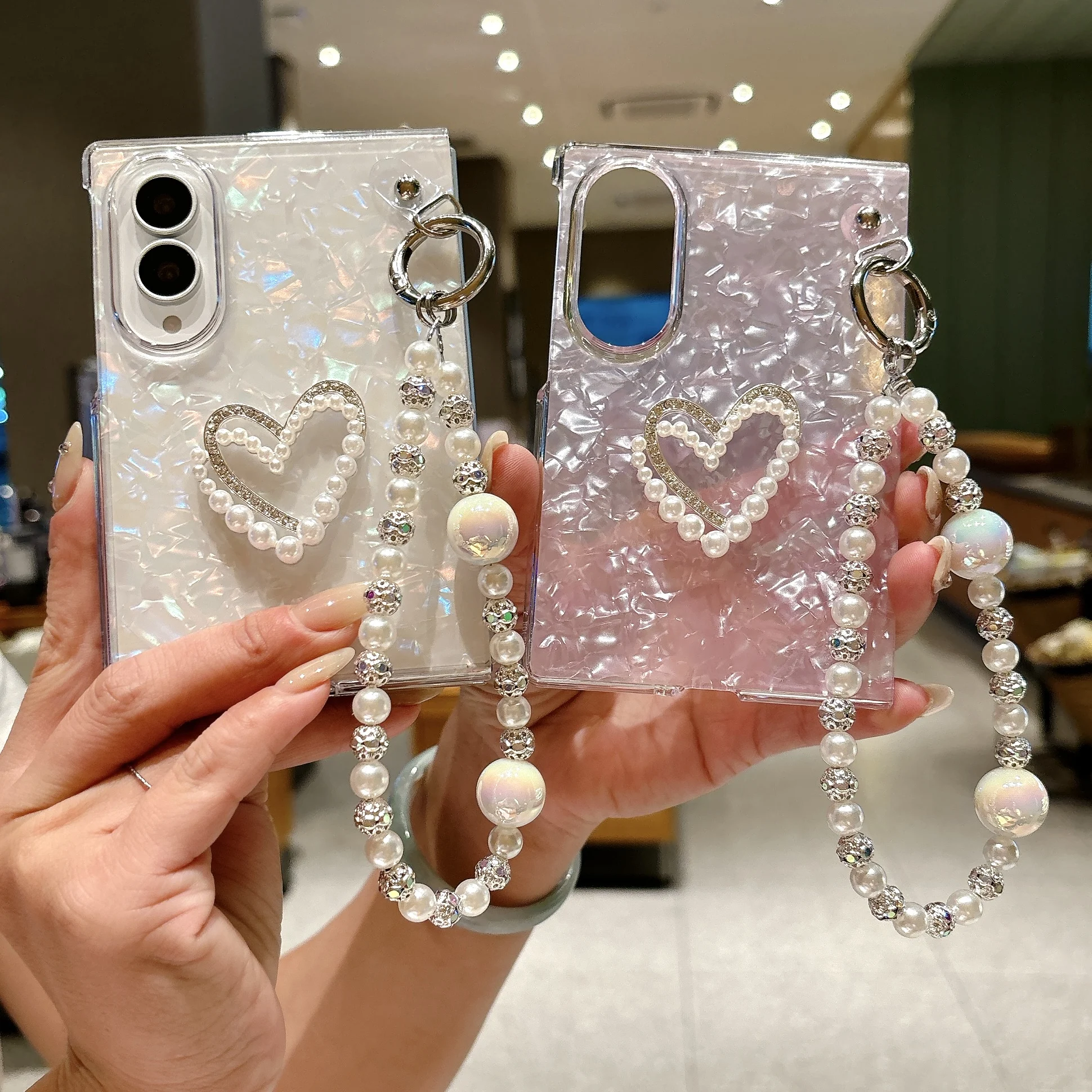 Fashion Love Pearl Bracelet Shell Pattern Phone Case for Samsung Z Fold 8 Wide Shockproof Lens Protrusion Portable Slim Cover