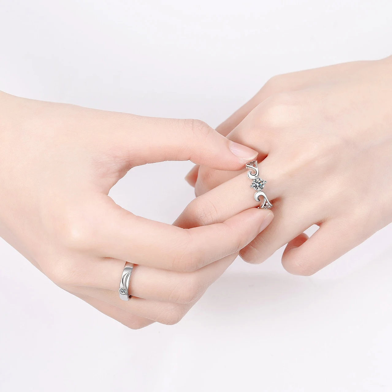 2022 Romantic Couple Wedding Ring For Woman Men 2Pcs Love Heart Zircon Adjustable Rings Fashion Engaged Promise Jewelry Gifts