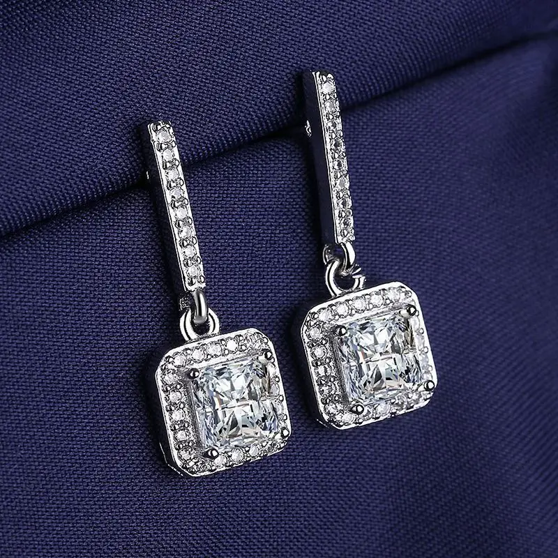 High-quality 925 Sterling Silver Crystal Fashion Circle Hoop Earrings for Woman Wedding Party Gift Street Versatile Jewelry