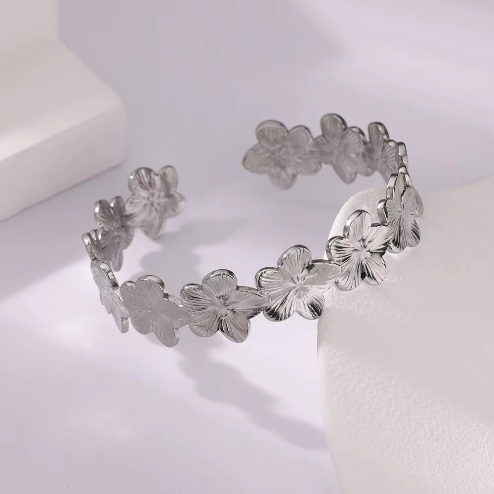 Stainless Steel Green Oval Stone Bracelet for Women Gold-plated Open Bangle Vintage Bohemian Jewelry Holiday Beach Party Gift