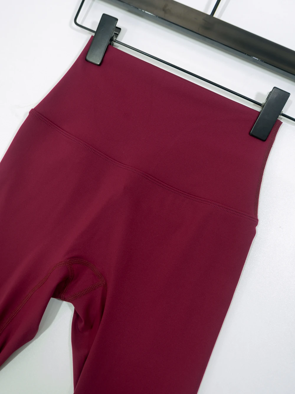 Gold Zipper Jacket and yoga Pants Set, Sportswear, Quick-Dry and Breathable, Slimming and lightweight, Tight-Fitting