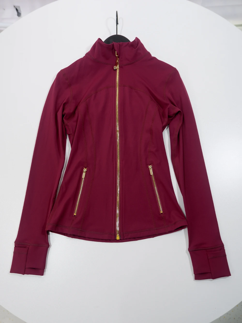 Gold Zipper Jacket and yoga Pants Set, Sportswear, Quick-Dry and Breathable, Slimming and lightweight, Tight-Fitting