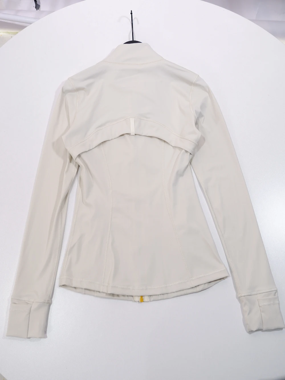 Gold Zipper Jacket and yoga Pants Set, Sportswear, Quick-Dry and Breathable, Slimming and lightweight, Tight-Fitting
