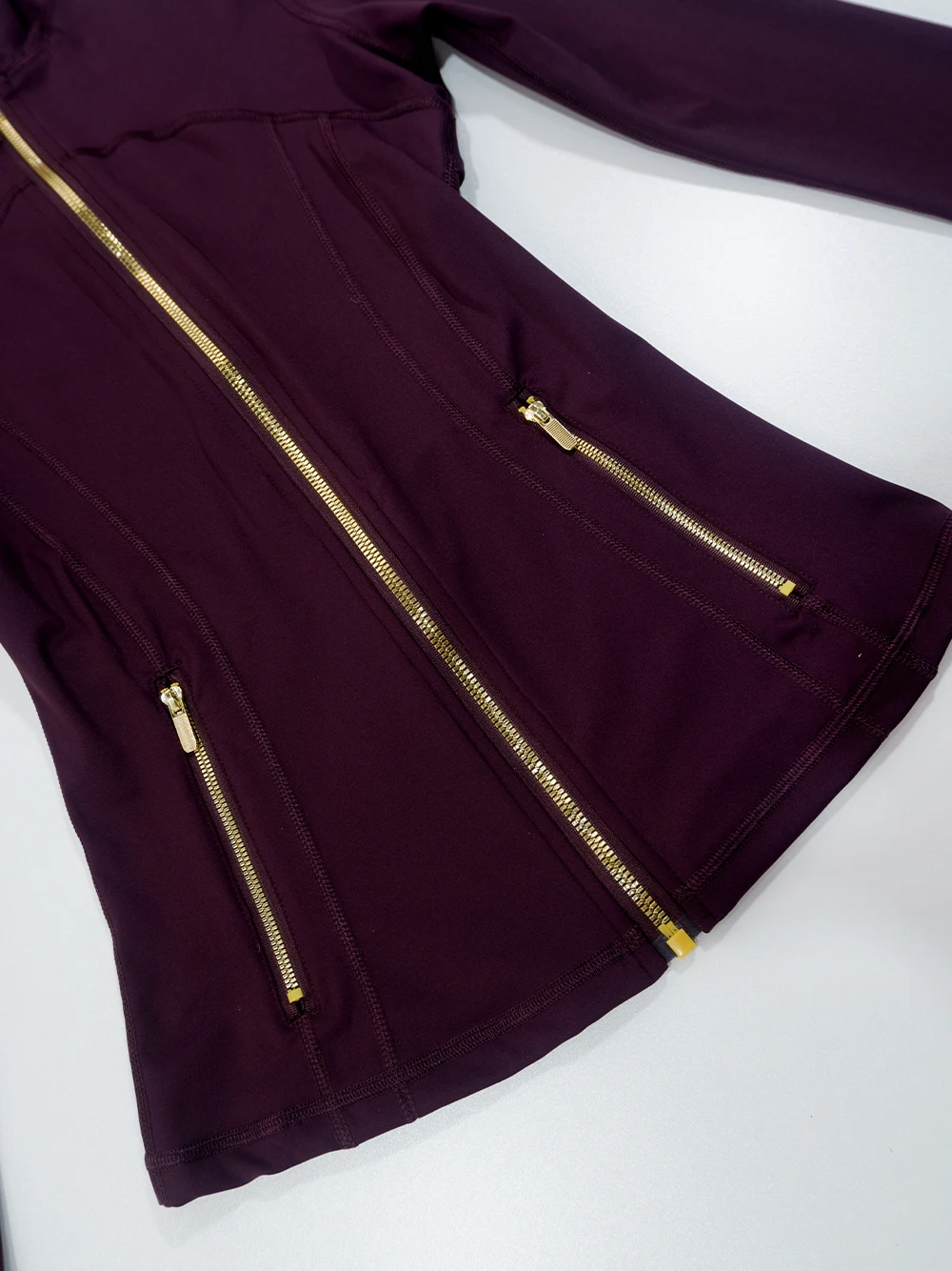 Gold Zipper Jacket and yoga Pants Set, Sportswear, Quick-Dry and Breathable, Slimming and lightweight, Tight-Fitting