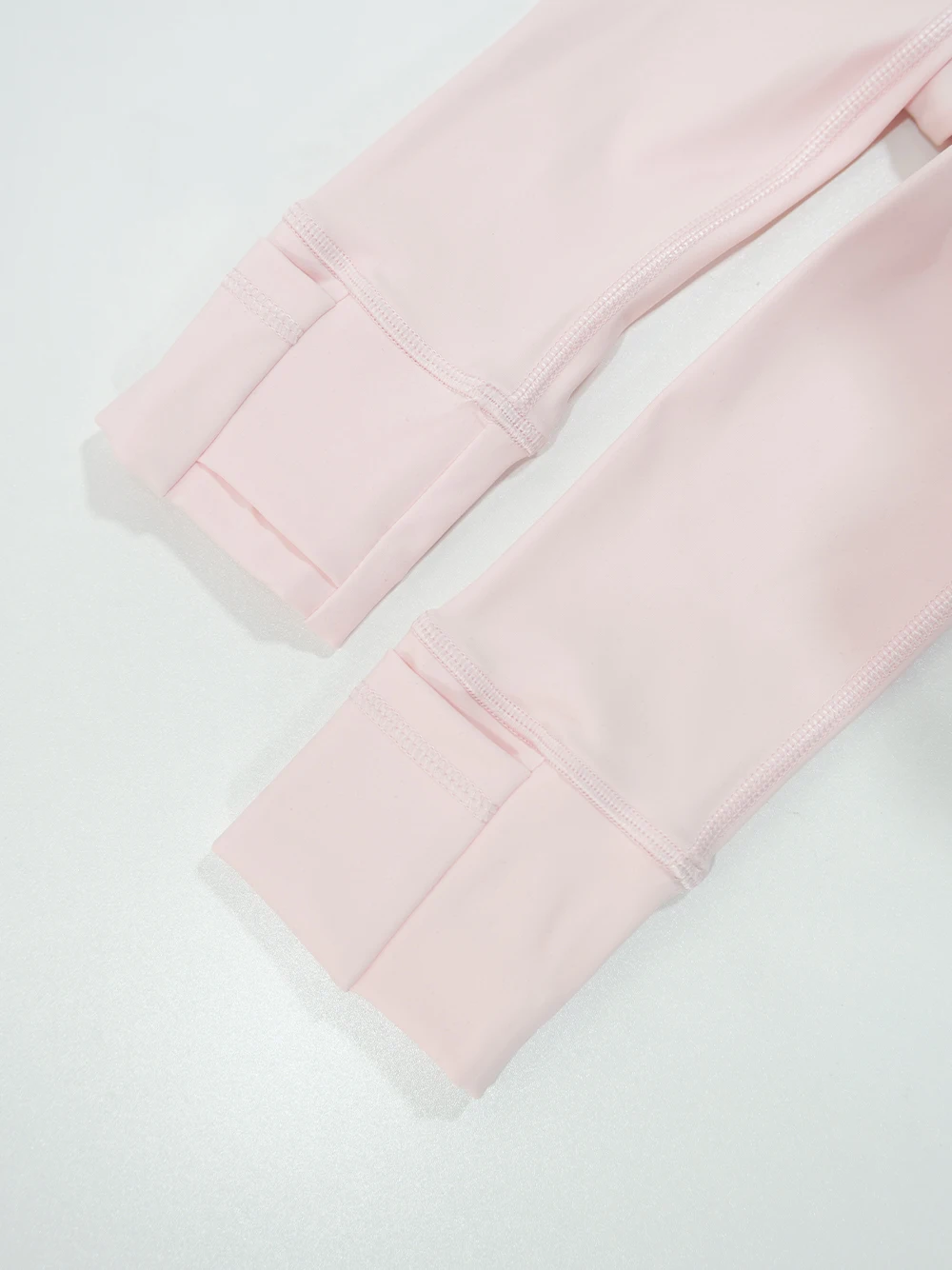 Gold Zipper Jacket and yoga Pants Set, Sportswear, Quick-Dry and Breathable, Slimming and lightweight, Tight-Fitting