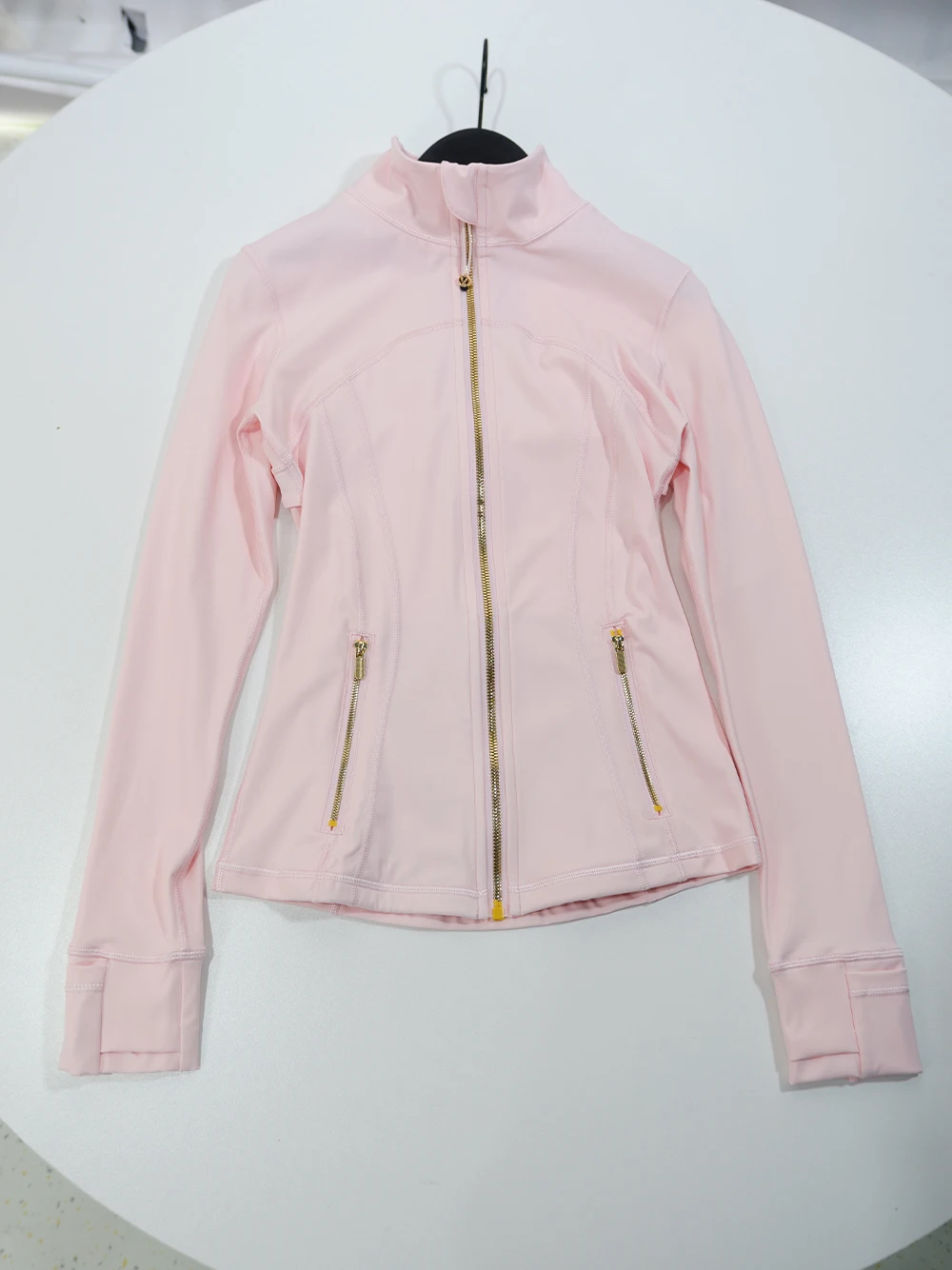 Gold Zipper Jacket and yoga Pants Set, Sportswear, Quick-Dry and Breathable, Slimming and lightweight, Tight-Fitting