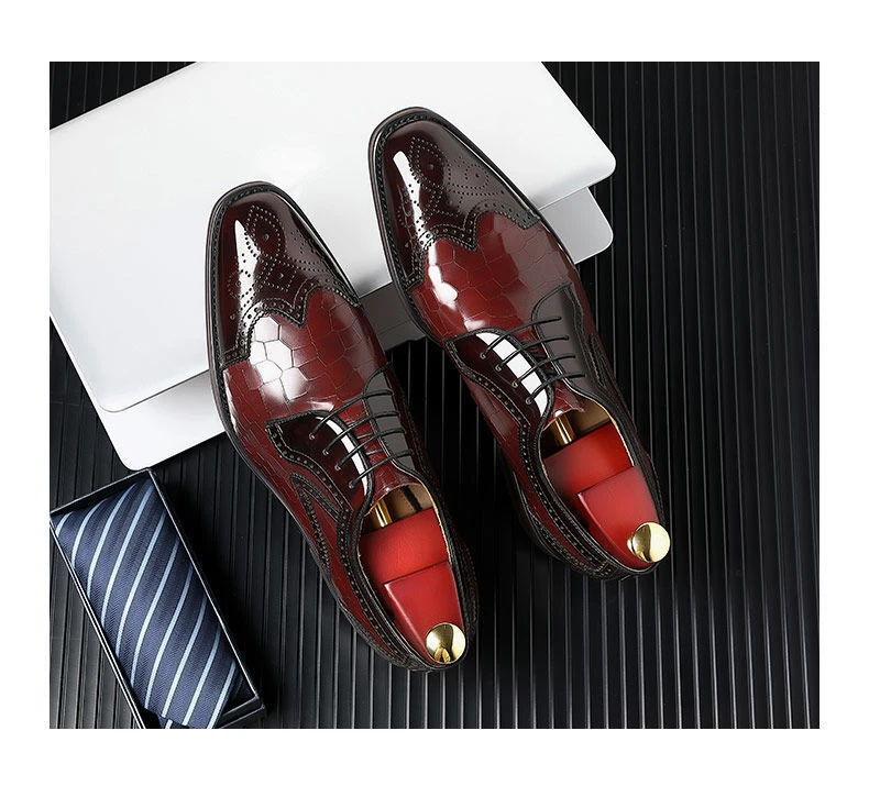 Fashion Men Oxfords Shoes High Quality Pointed Wedding Shoes for Men Luxury Brogue Dress Shoes Office Gentleman Man Flats 38-48