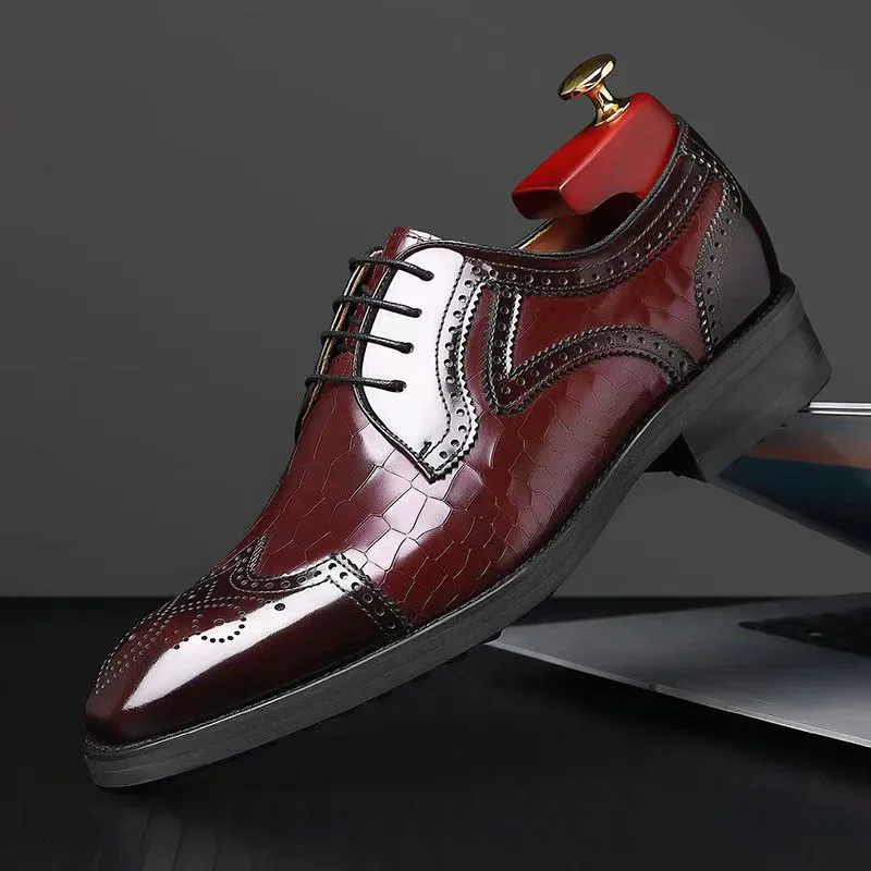 Fashion Men Oxfords Shoes High Quality Pointed Wedding Shoes for Men Luxury Brogue Dress Shoes Office Gentleman Man Flats 38-48