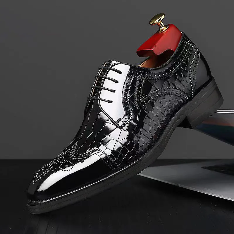 Fashion Men Oxfords Shoes High Quality Pointed Wedding Shoes for Men Luxury Brogue Dress Shoes Office Gentleman Man Flats 38-48