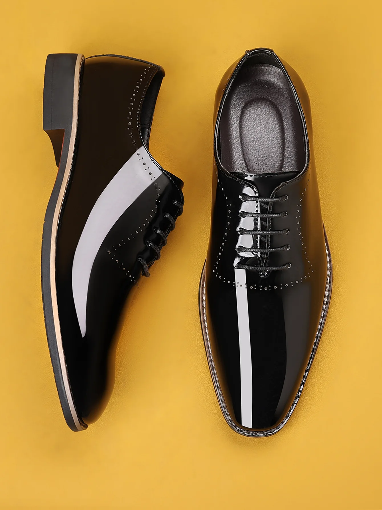 Luxury Men Oxford Shoes High Quality Patent Leather Men Shoes Comfortable Dress Wedding Party Shoes Classic Business Formal Shoe