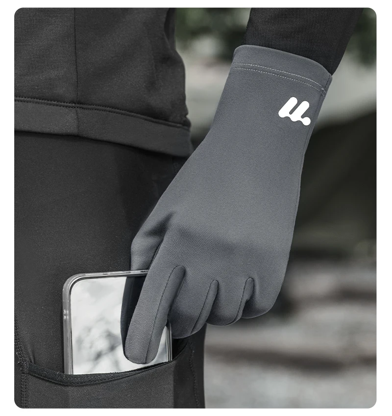 WEST BIKING Thermal Cycling Gloves Winter Fleece Windproof Bike Gloves Touch Screen Full Finger Gloves Outdoor Cycling Equipment