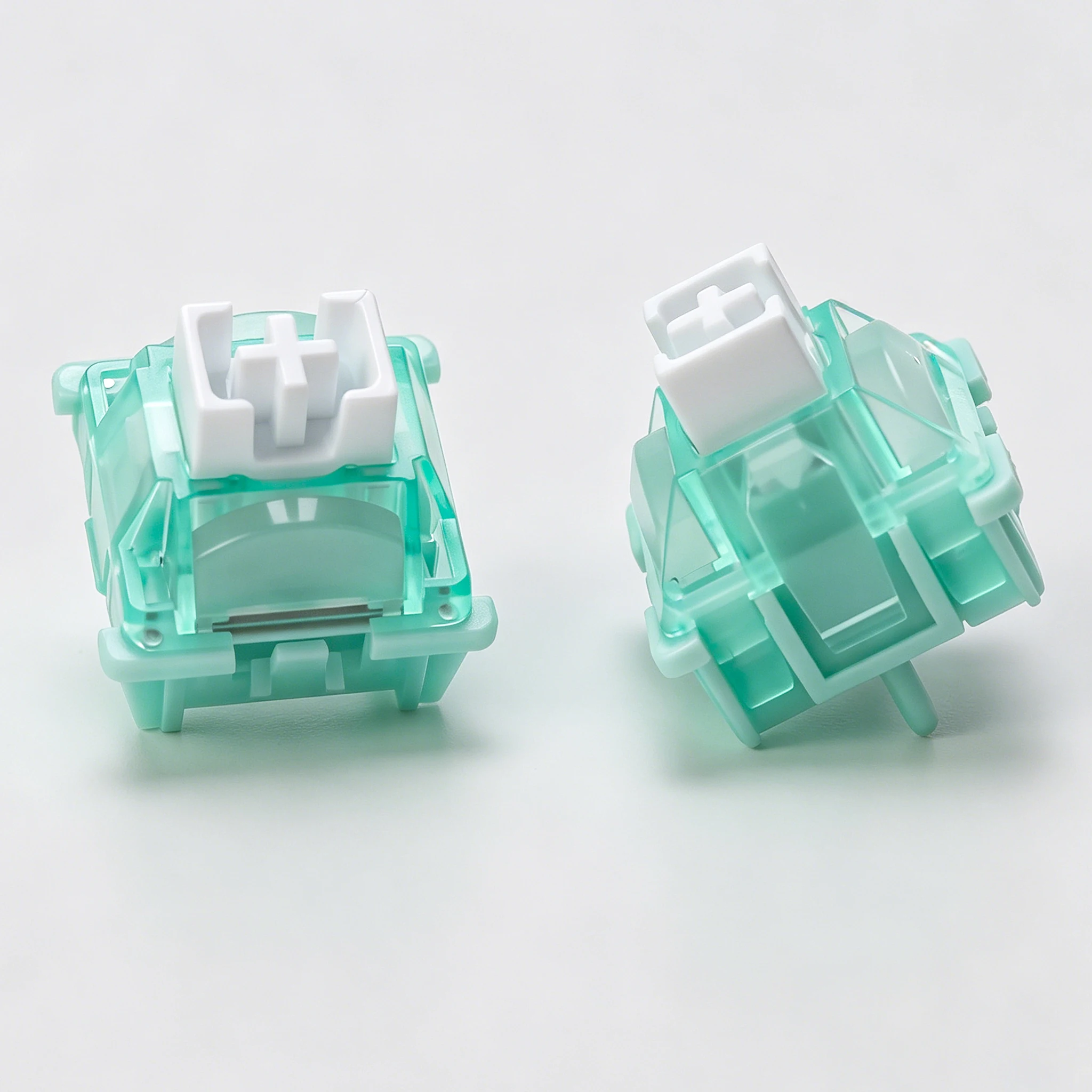 KBDiy Magnetic Jade Pro Switch 32gf HIFI Creamy RGB Switches Hall Effect RT0.001mm For 75% Magnetic Keyboard Gaming POM PC PA66