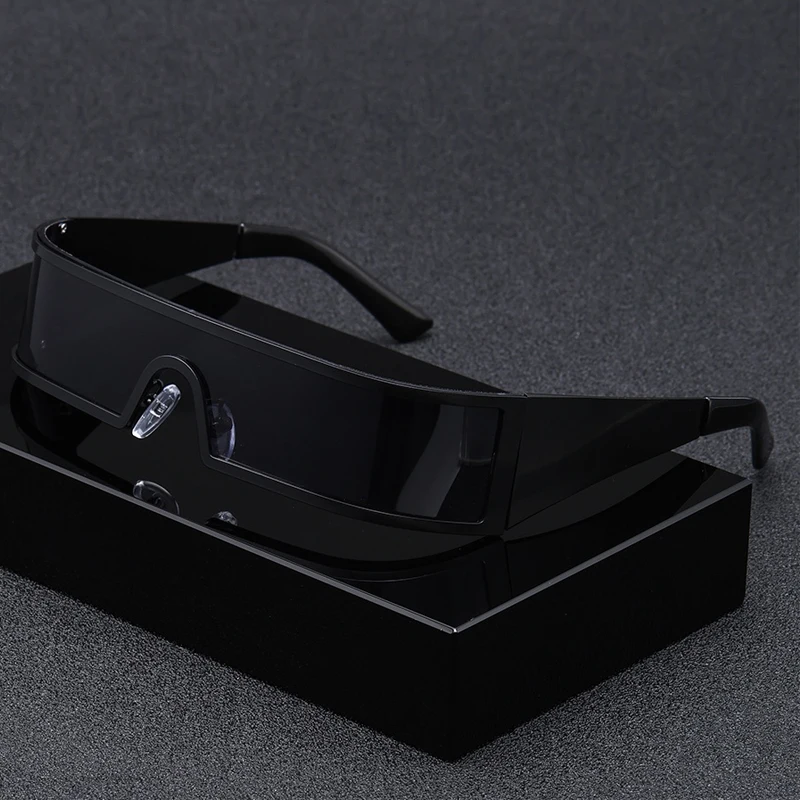 High-end Cyberpunk Style Men's Glasses, Fashionable Design with Future Tech Narrow Frames, Suitable for Parties and Gift-Giving
