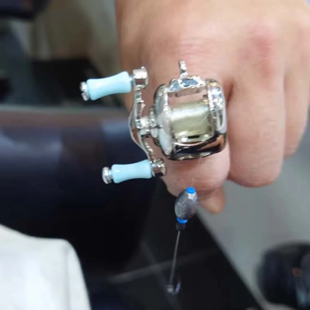 Exquisite Fishing Reel Ring Luxury Fishing Reel Necklace Detachable Pendant Rotatable Men Neck Pendant Neck Accessories