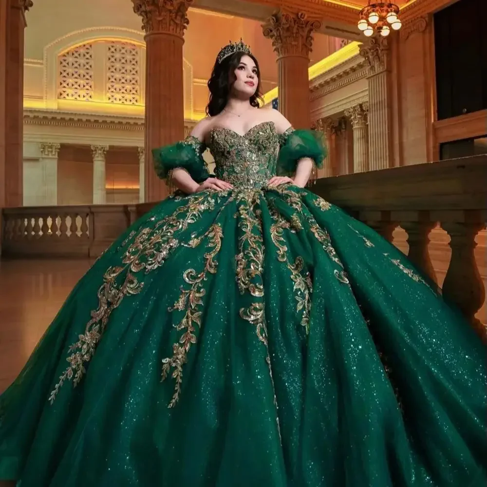 Glittering Emerald Green Quinceanera Dresses With Bow Shiny Gold Lace Vestidos 15 Anos Formal Birthday Party Princess Customized